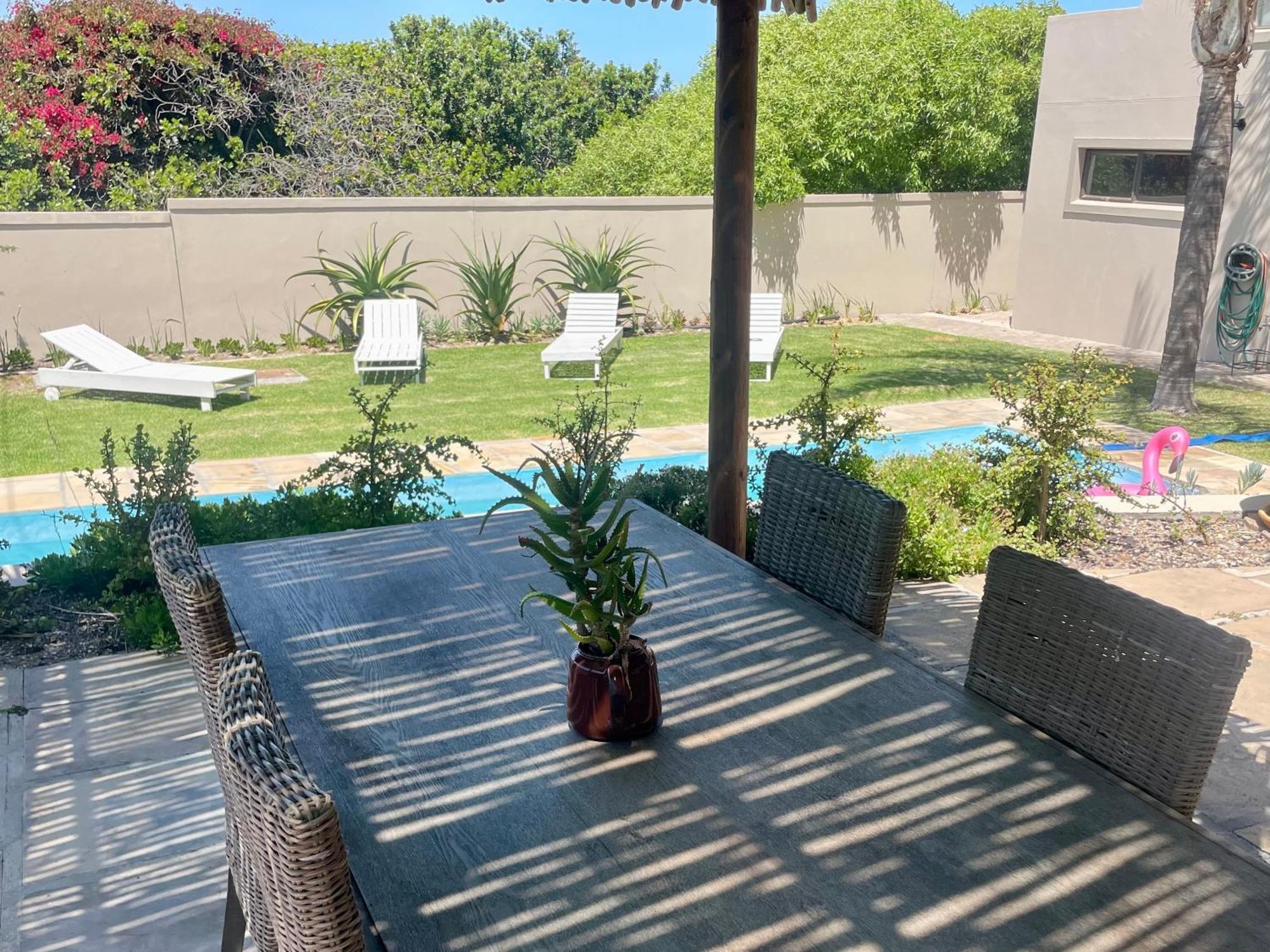 Bird'S View Guest Accommodation Hermanus Bagian luar foto