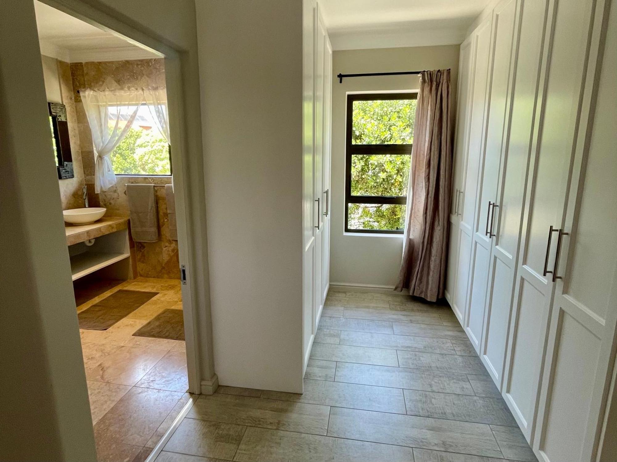 Bird'S View Guest Accommodation Hermanus Bagian luar foto