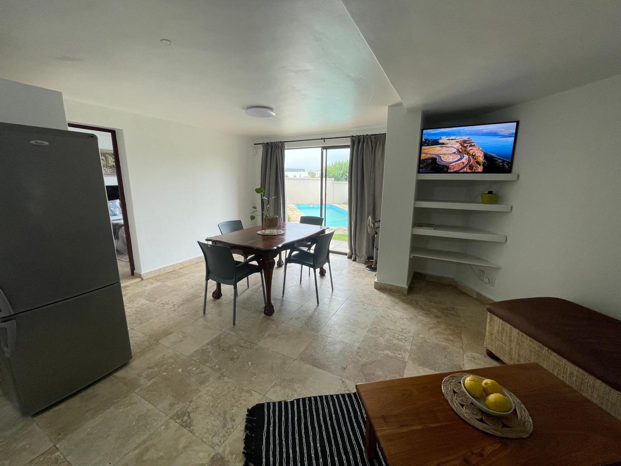 Bird'S View Guest Accommodation Hermanus Bagian luar foto