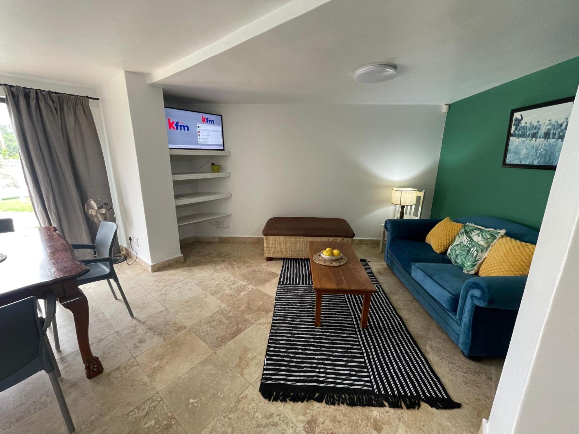 Bird'S View Guest Accommodation Hermanus Bagian luar foto