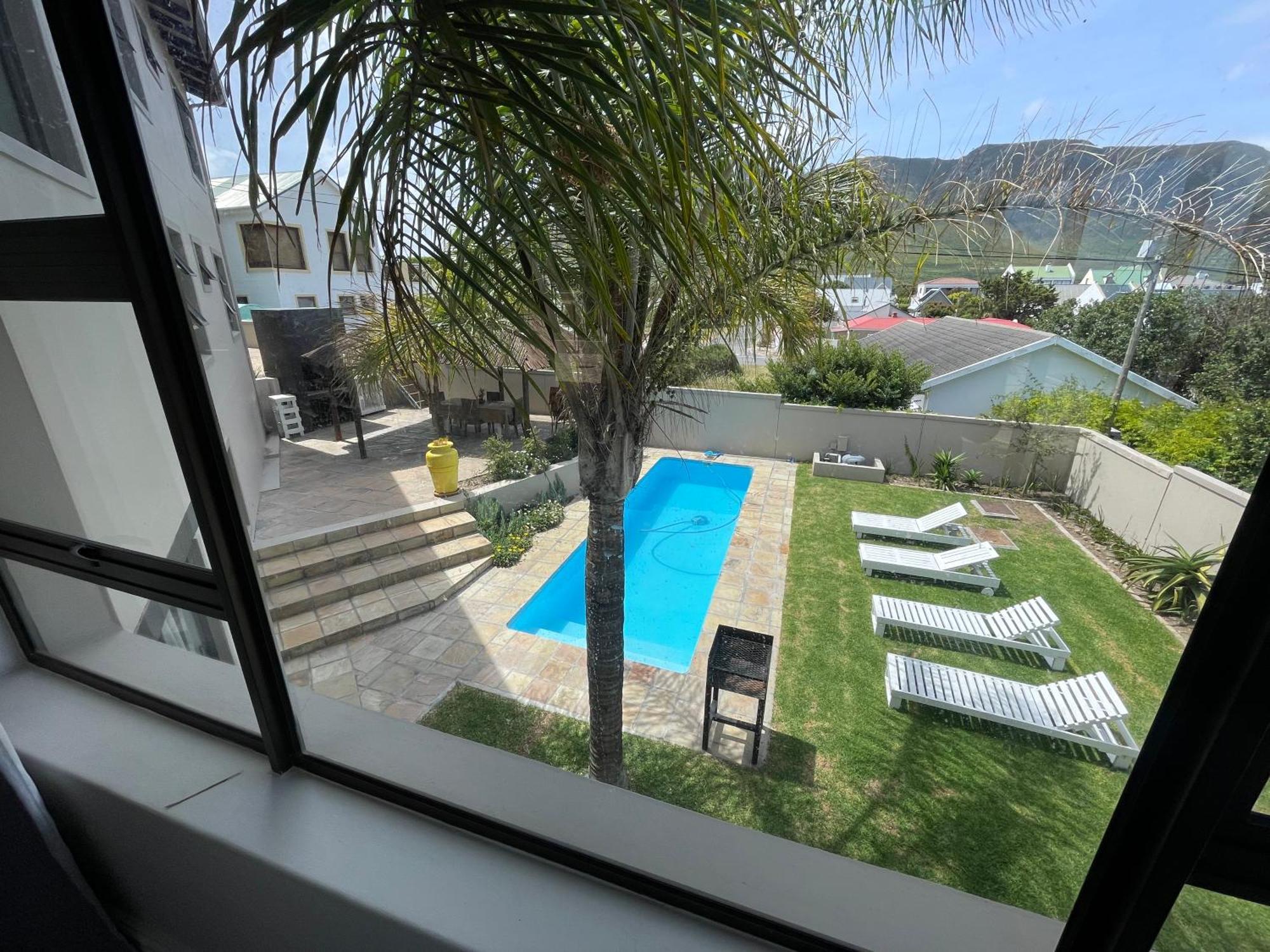 Bird'S View Guest Accommodation Hermanus Bagian luar foto