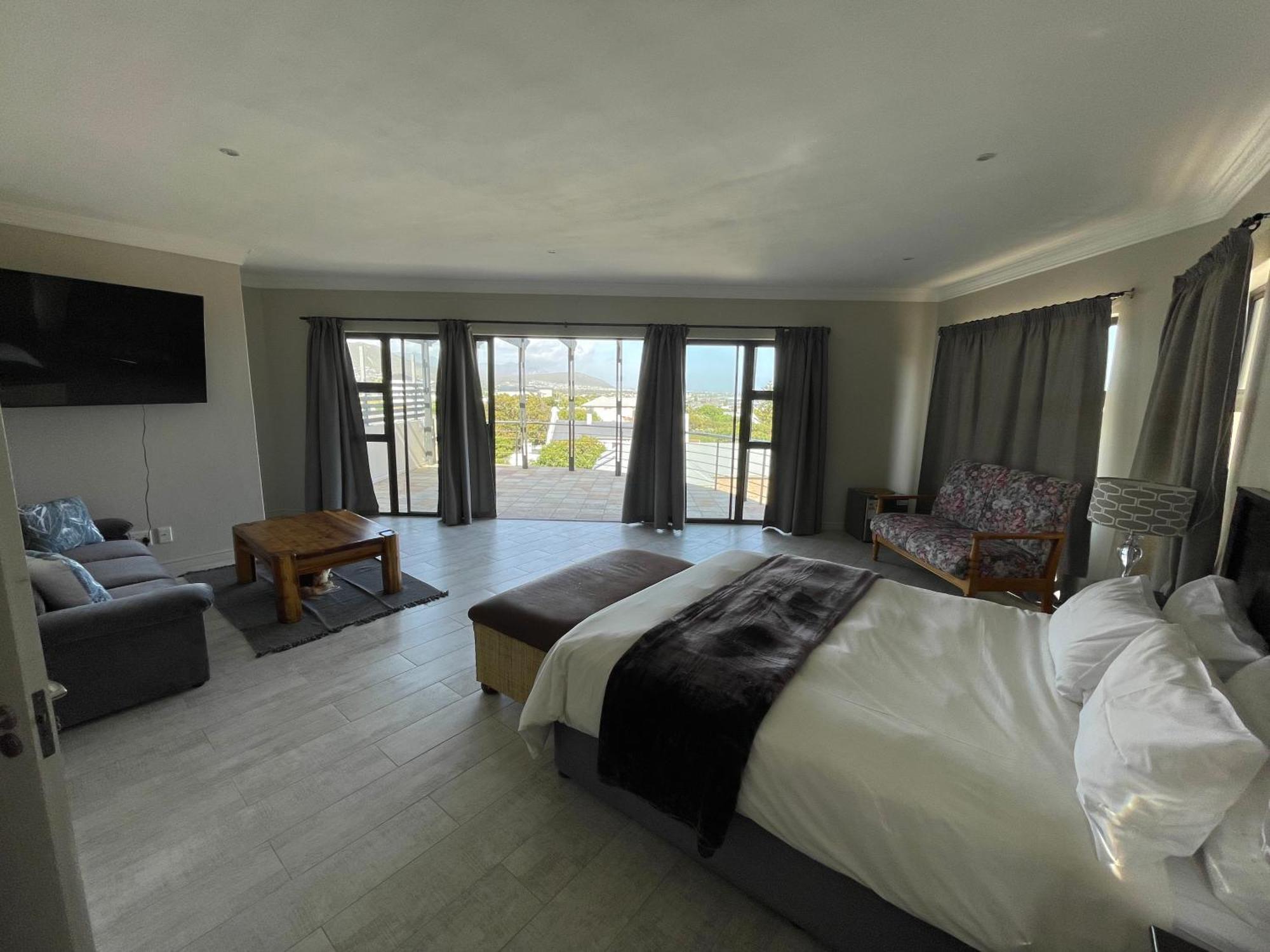 Bird'S View Guest Accommodation Hermanus Bagian luar foto