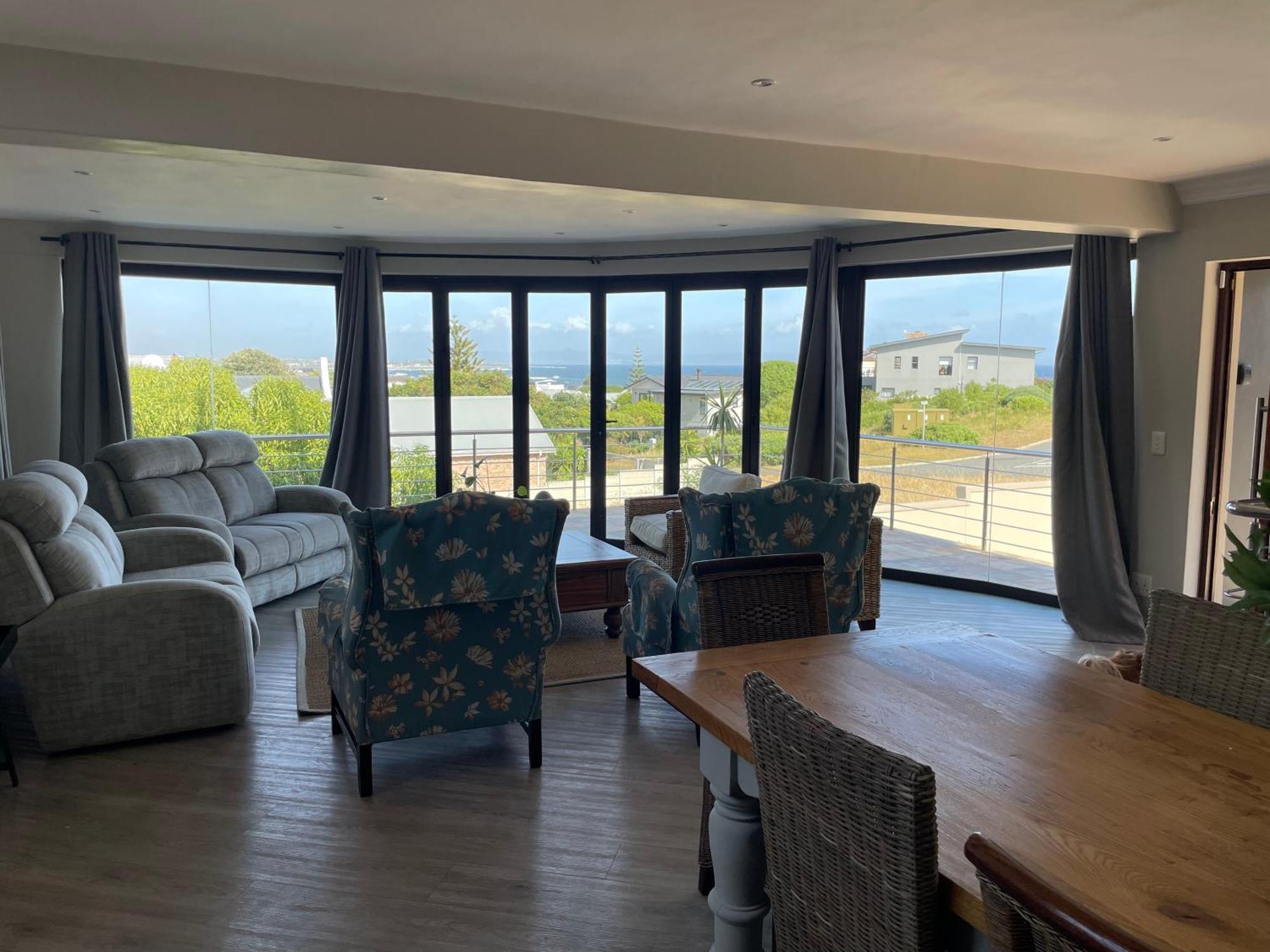 Bird'S View Guest Accommodation Hermanus Bagian luar foto