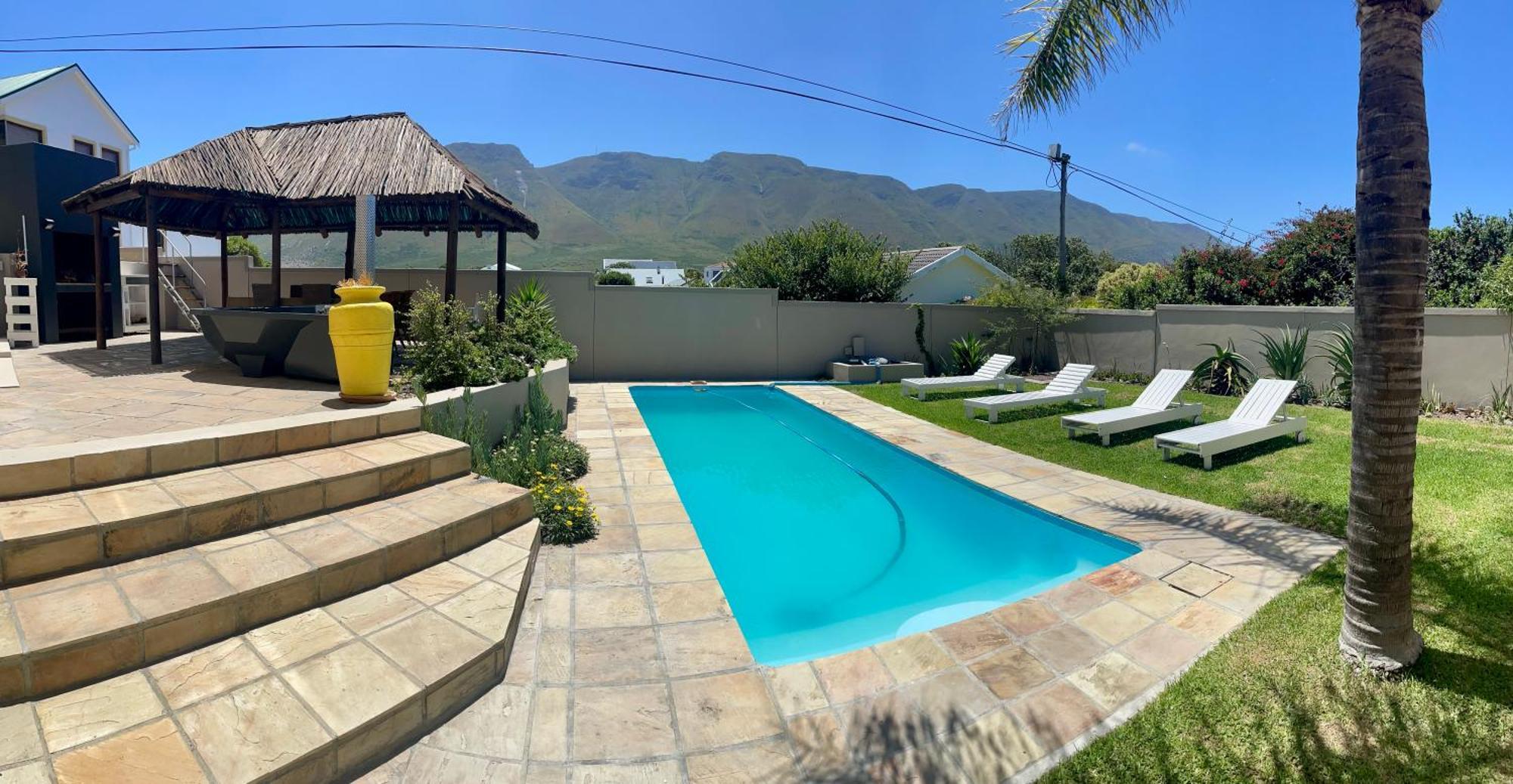 Bird'S View Guest Accommodation Hermanus Bagian luar foto