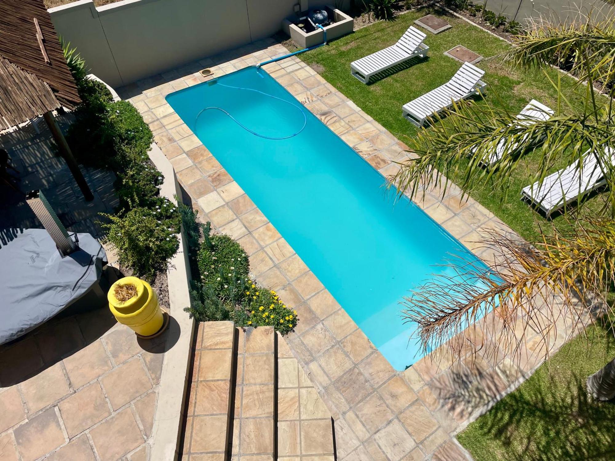 Bird'S View Guest Accommodation Hermanus Bagian luar foto